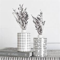 POTTERY VASE 7" 2 ASST