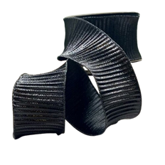 RIBBON FLUTED LAME 2.5"X10YD BLACK