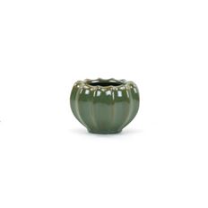 CERAMIC GOURD 2.8"H 4"D 2.2"O GREEN
