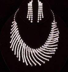 NECKLACE/EARRING SET FEATHERED