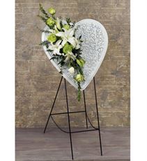 HEART METALW/EASEL 22X24.25" WHITE